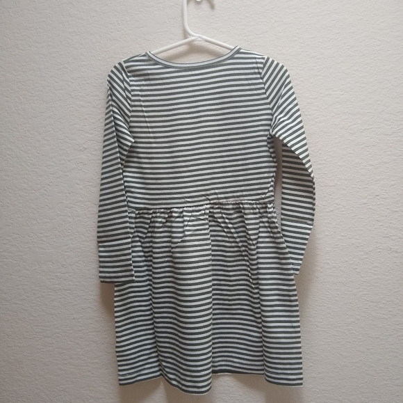 Carter's 2 Pack Jersey Dresses 4t - Picture 8 of 8